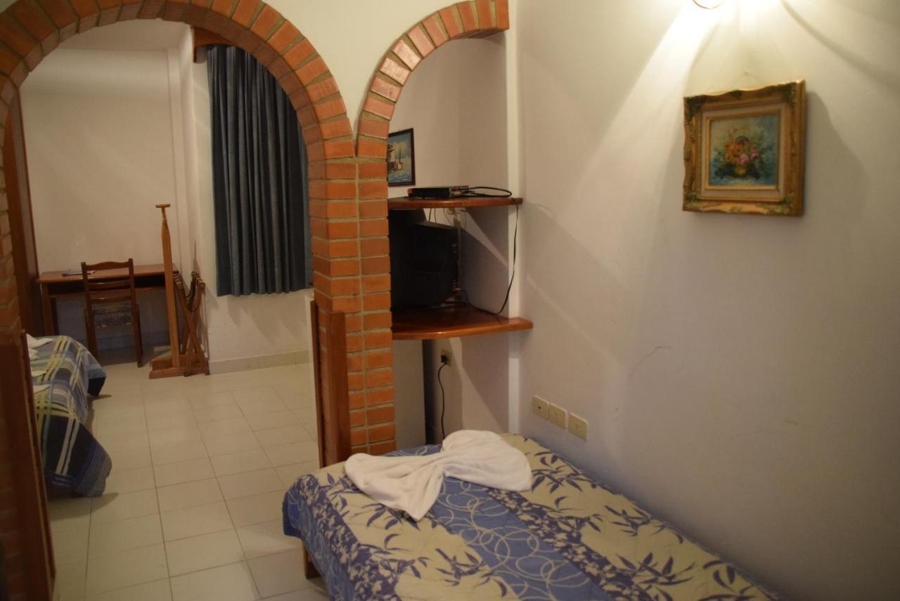 Hotel Portal Del Sol Asuncion Exteriör bild