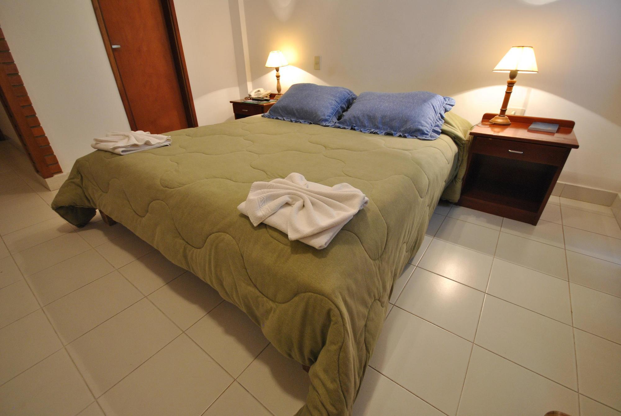 Hotel Portal Del Sol Asuncion Exteriör bild