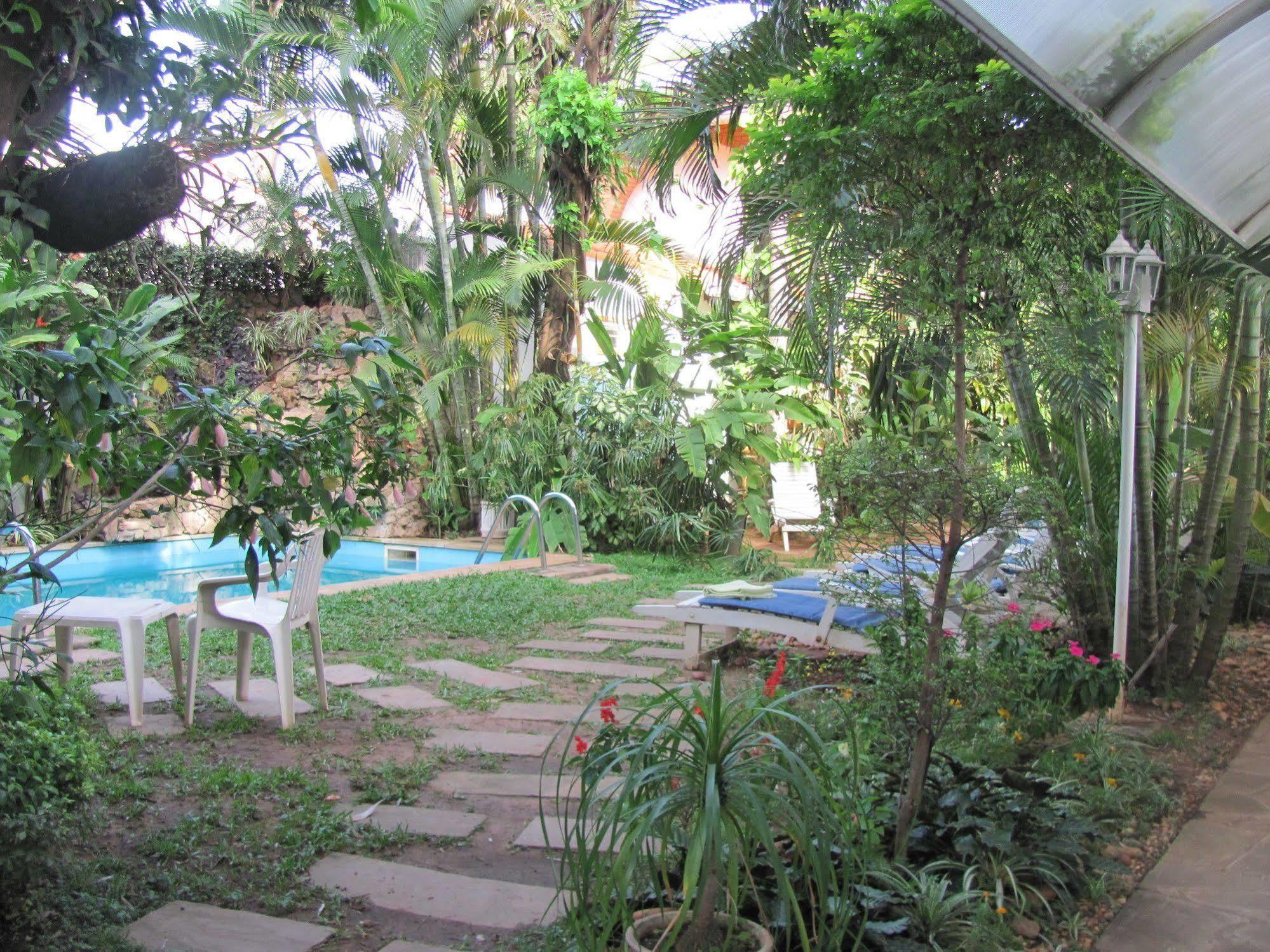 Hotel Portal Del Sol Asuncion Exteriör bild